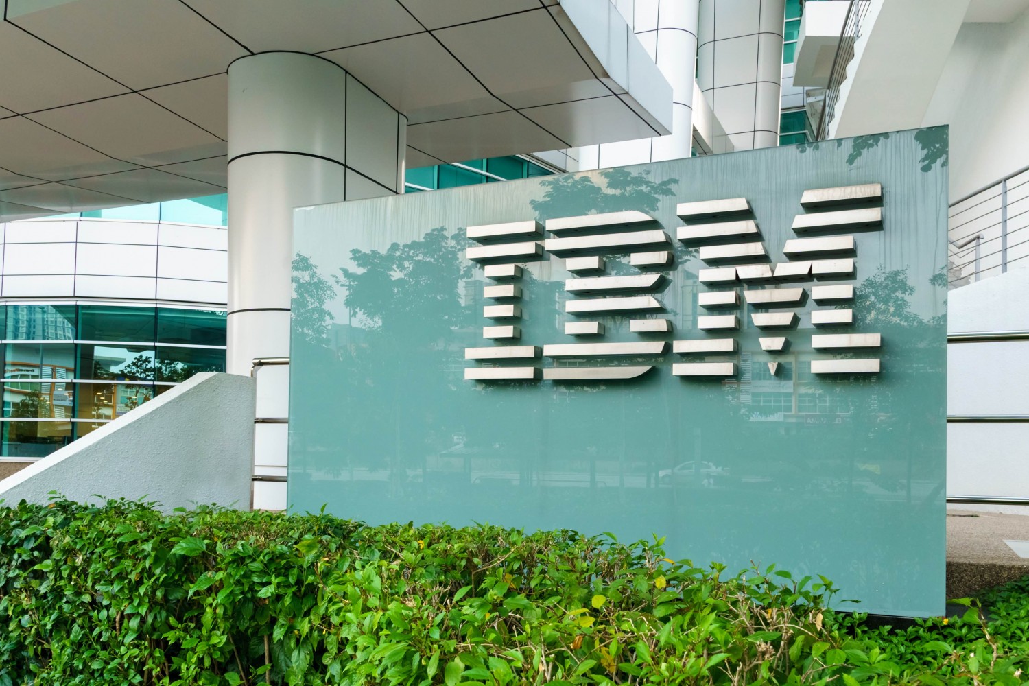IBM-e1461899669454
